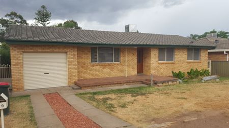 29 Oak St, Tamworth - Photo 4