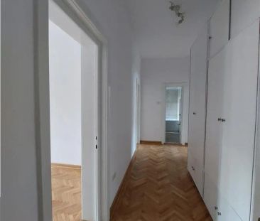 Apartament 5 camere central, renovat, pentru locuit sau birou - Photo 4