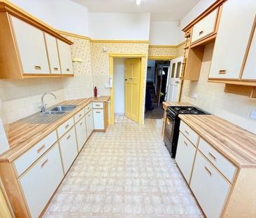 3 bedroom detached house to rent - Photo 4