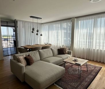 3-ROOM APARTMENT IN CHAM (ZG), FURNISHED, TEMPORARY - Foto 1