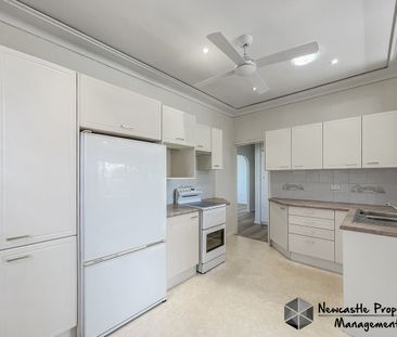 16 Maurie Avenue, Warners Bay - Photo 6