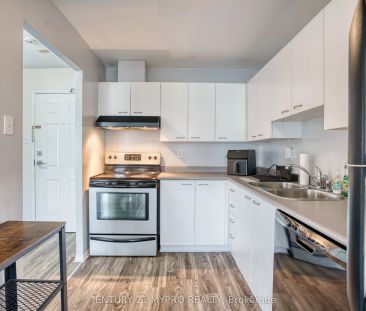 30 Chapman Court #104 - Photo 2