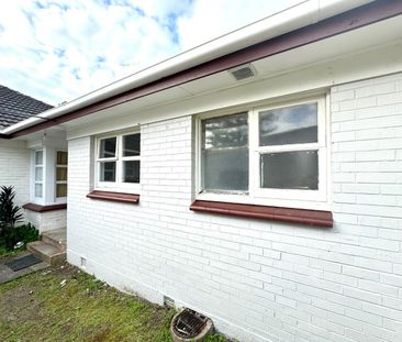 Unit 2, 42A Grande Vue Road, Manurewa, Auckland - Photo 1