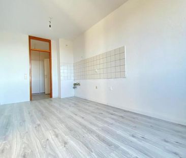 ** HELLE 2-ZIMMERWOHNUNG ** GROßER BALKON ** LÜD-Kalve ** - Photo 6