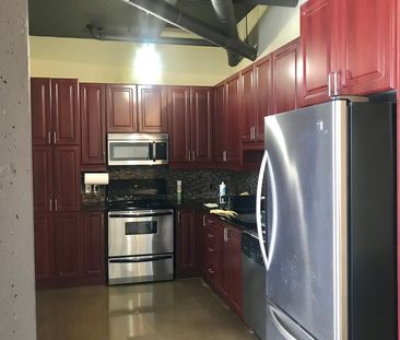 For Lease - 66 Bay Street Unit# 715, Hamilton, Ontario - Photo 1