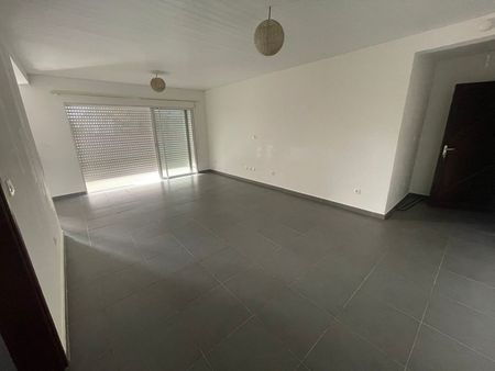 Location Appartement 2 pièces 50m² CAYENNE 97300 - Photo 3