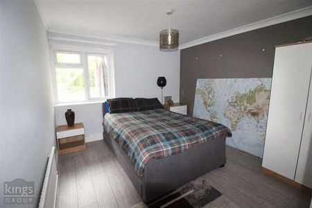 Thistle Grove, Welwyn Garden City, AL7 - Photo 4