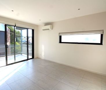 1/30 Type St, Richmond, Vic 3121 - Photo 1