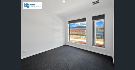 Brand New Modern 4-Bedroom Be The First Ever Tenant! - Photo 3