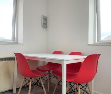 5 bedroom flat to rent - Photo 1