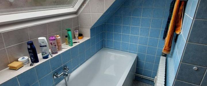 Gemütliche 1-Zimmer-Dachgeschosswohnung in Bochum-Weitmar-Mark - Photo 1