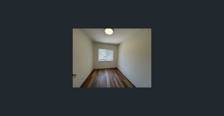 "Location Perfect" - Photo 5