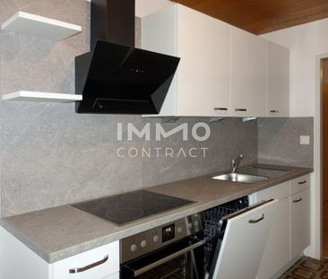 Geräumige 3 Zimmer Wohnung mit Loggia! WARMMIETE! WG Eignung inklus... - Photo 2