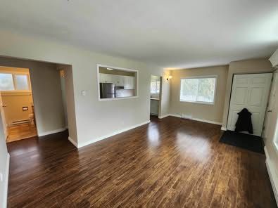 3 Bed, 2 Bath House Kelowna BC - Photo 3