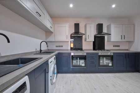 2 bedroom flat to rent - Photo 4