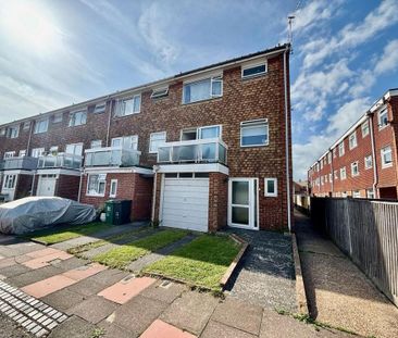 3 bedroom townhouse to rent - Photo 1