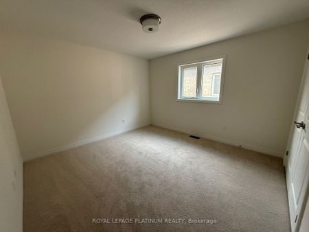 For Lease - 43 Mckernan Avenue, Brantford, Ontario - Photo 4