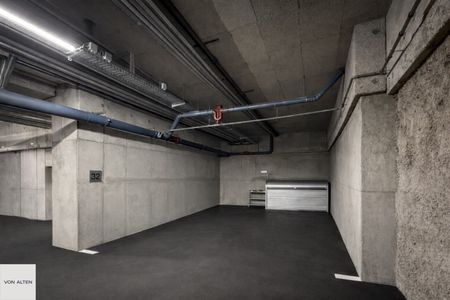 Maisonette-Dachgeschosswohnung mit Lift auf beiden Ebenen, großzügigen Terrassenflächen & Tiefgaragenplatz - Photo 3