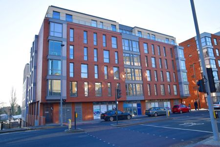 1 Bed Flat, Lighterage Court, TW8 - Photo 3