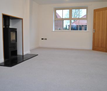 6 bedroom detached house to rent - Photo 1