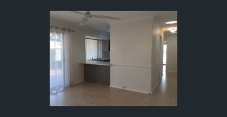 Family home - Photo 4