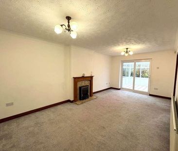 Newland Gardens, Cradley Heath, B64 - Photo 3