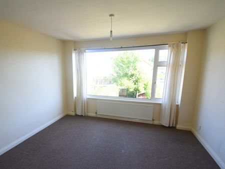 Terraced House to rent on - Photo 4