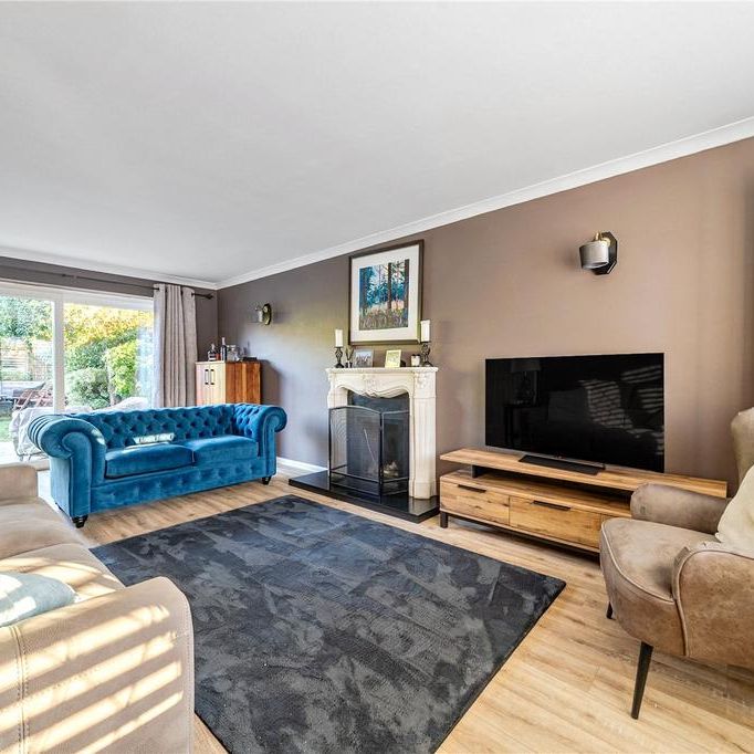 5 bedroom detached house to rent - Photo 1