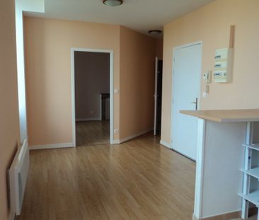 Location Appartement 2 pièces 33m² COGNAC 16100 - Photo 5