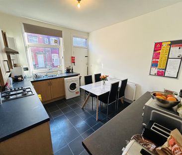 Welton Place, Hyde Park, LS6 1EW, Leeds - Photo 2