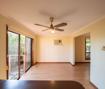 WHAT A LOCATION AND COSY PROPERTY TO CALL HOME!!! - Photo 1