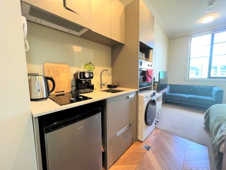Welcome to Chevron Suites - Photo 4