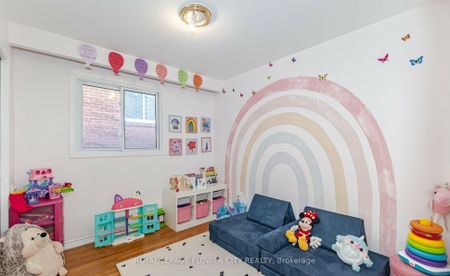 For Lease - 18 Prouse Drive, Brampton, Ontario - Photo 2