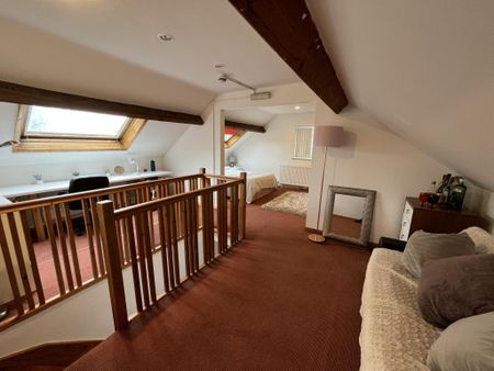 Becketts Park Drive, Leeds, LS6 - Photo 3