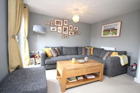 3 Bedroom House to let - Photo 2