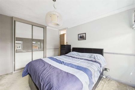 Woosehill Lane, Wokingham, Berkshire, RG41 - Photo 3