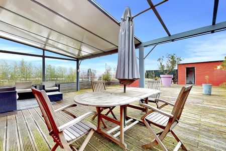 Loft de sept pièces à louer à TOURNON SUR RHONE - Photo 3