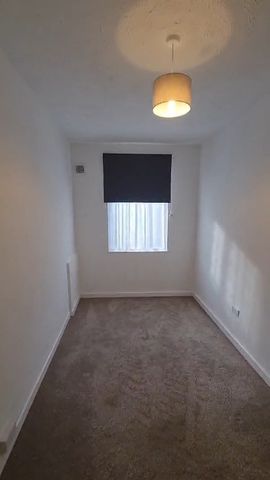 1 Bed Flat, Milton Grove, M16 - Photo 4