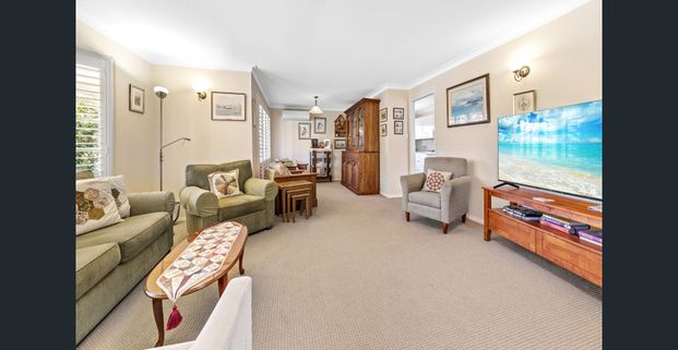 Easy Family Living in a Quiet Narara Pocket - Photo 1