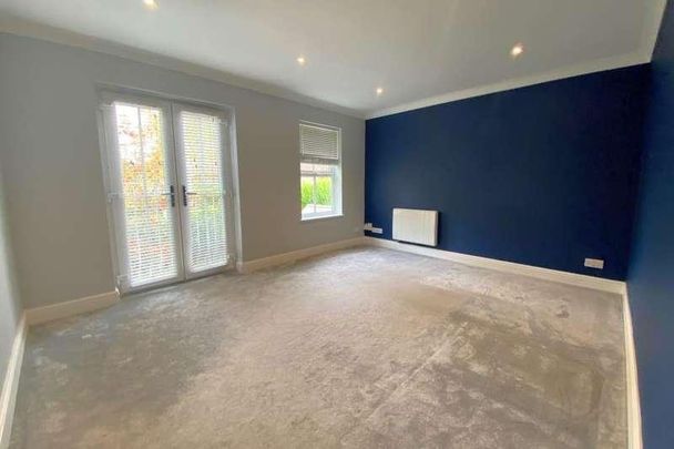 Horsell, Woking, GU21 - Photo 1