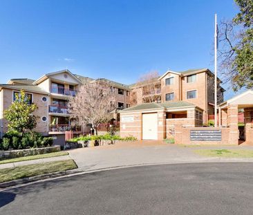 SERENE & CONVENIENT WITH COMPLEX POOL - Photo 6