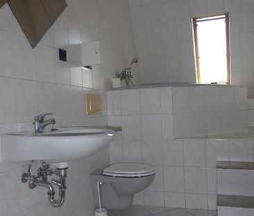 2 Zimmer Dachgeschoss Wohnung in Preißelpöhl... Mozartstraße - Foto 1