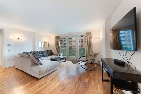 Bright and spacious 2 double bedroom, 2 bathroom apartment to rent in New Providence Wharf. - Photo 4