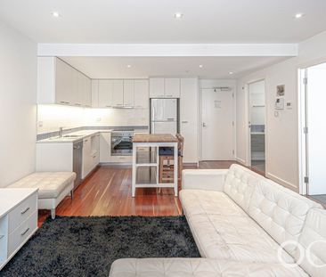 OPEN THE DOOR TO 'UNO' – CITY CENTRE LIVING AT ITS BEST - Photo 6