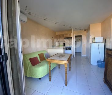Location Appartement 2 pièces 34m² ST CYR SUR MER 83270 - Photo 2