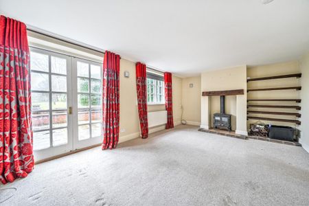 4 bedroom detached house to rent - Photo 3
