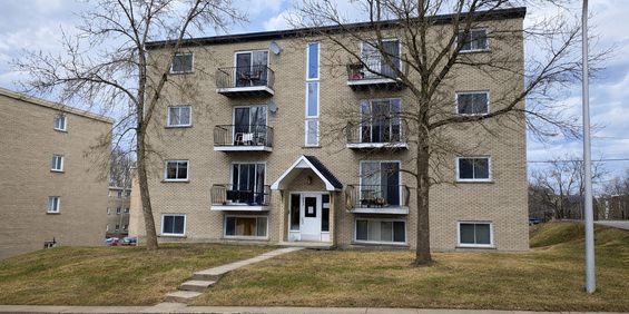 GRAND 4 ½|CHAUFFAGE ET EAU CHAUDE - Photo 3