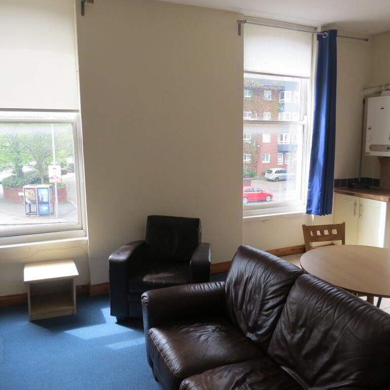 2a Dunluce Avenue Apt 1, Belfast, BT9 7AY - Photo 1