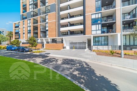 "Modern 1-Bedroom Apartment in Westmead's Premier Highline Tower" - Photo 5