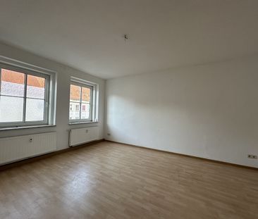 Mittendrin wohnen: Zentrale 3-Zimmer-Wohnung (3. OG) – Perfekt für ... - Photo 4